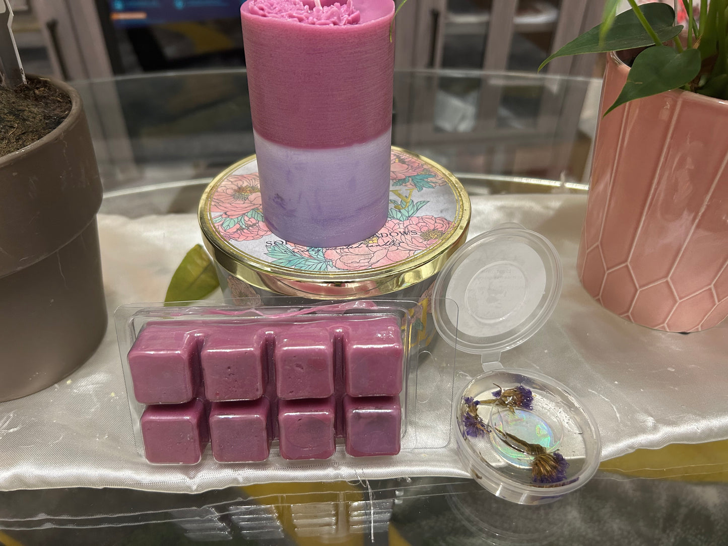 Scented pillar candle